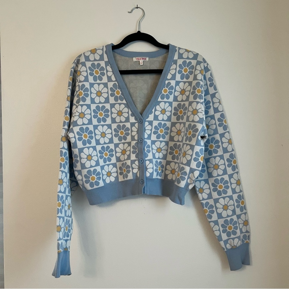 Daisy Patterned Blue Cardigan